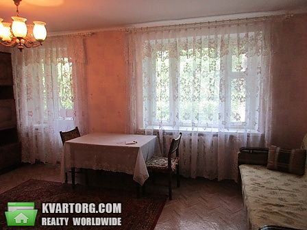 Rent out 3-room apartment. Киев, Коллекторная — photo 9