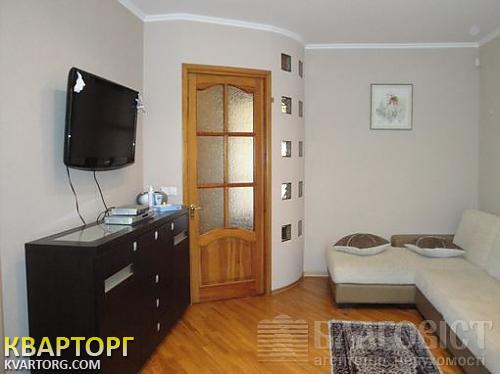 Sell 2-room apartment. Киев,  Гоголевская — photo 2