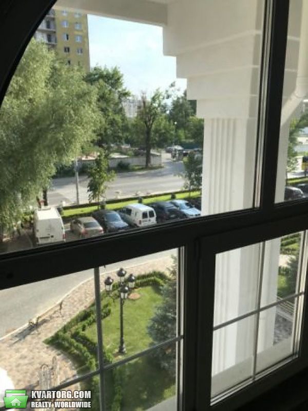 Sell 1-room apartment. Киев,  Трутенко — photo 4
