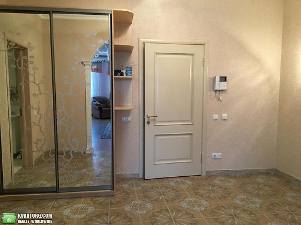Rent out 3-room apartment. Киев, Ильенко — photo 9