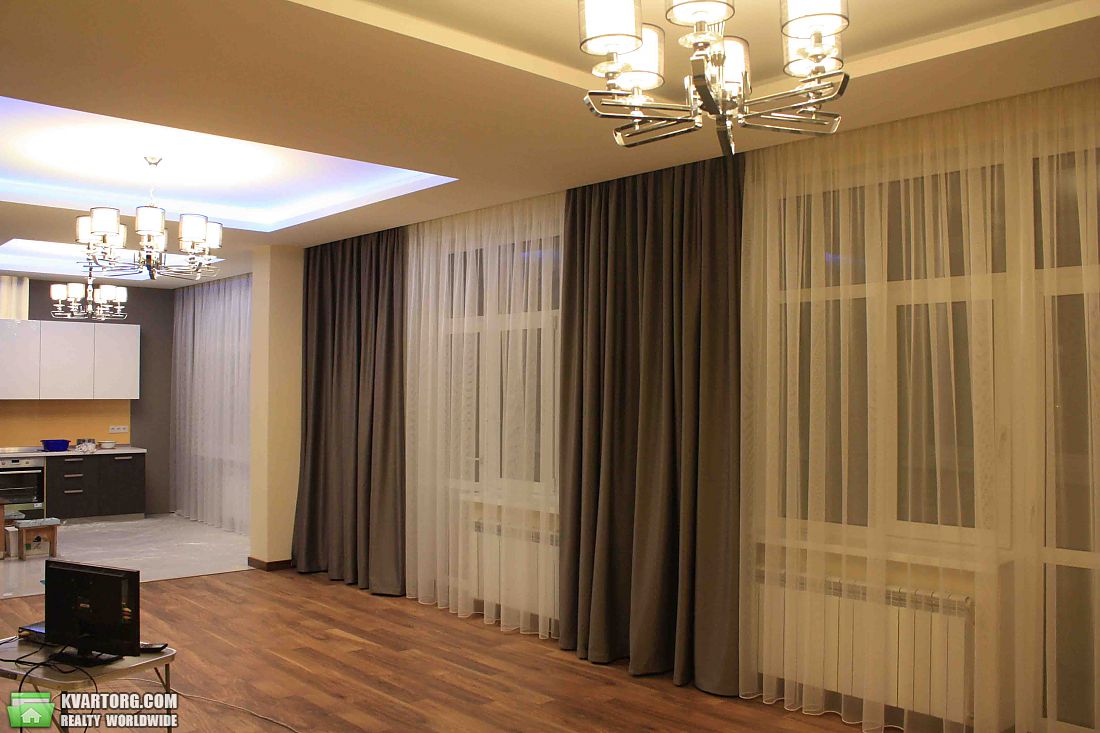 Sell 4-room apartment. Киев,  Полтавская — photo 1
