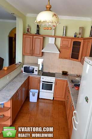 Rent out 4-room apartment. Киев,  Жилянская — photo 2