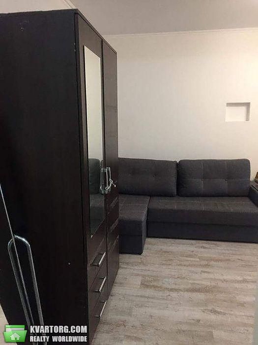 Rent out 1-room apartment. Киев, Стешенко — photo 2