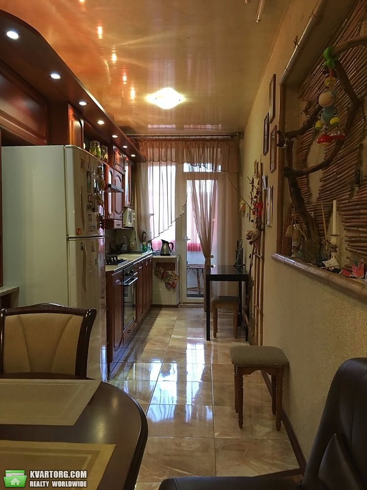 Sell 3-room apartment. Днепропетровск, Криворожская — photo 3