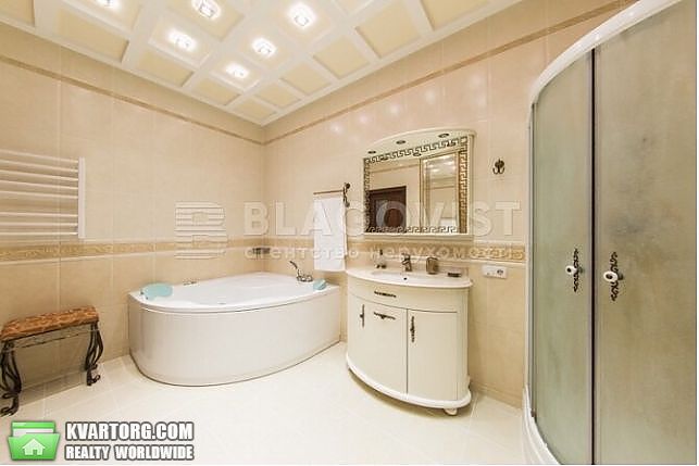 Rent out 3-room apartment. Киев,  Жилянская — photo 6