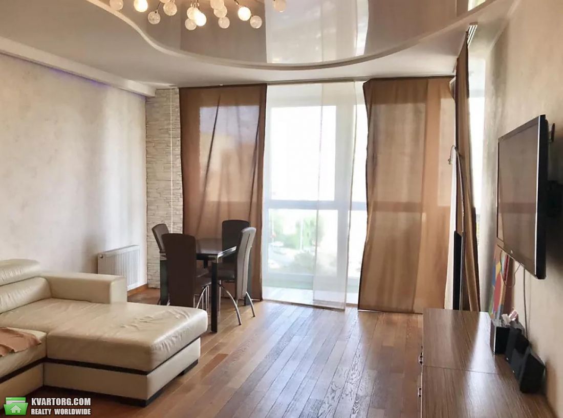 Rent out 2-room apartment. Киев,  Голосеевский пр — photo 1