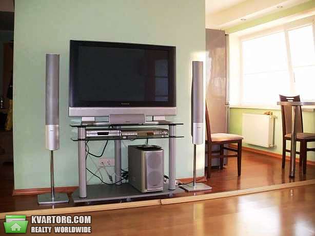 Sell 2-room apartment. Киев,  Волгоградская — photo 1