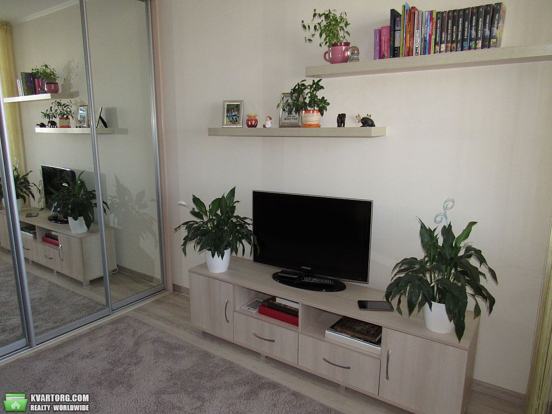 Sell 2-room apartment. Киев,  Эрнста — photo 7