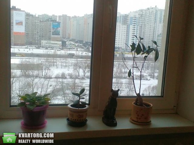 Sell 3-room apartment. Киев,  Срибнокильская — photo 9