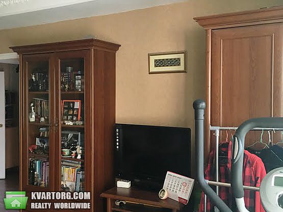 Sell 3-room apartment. Киев,  Гончара — photo 1
