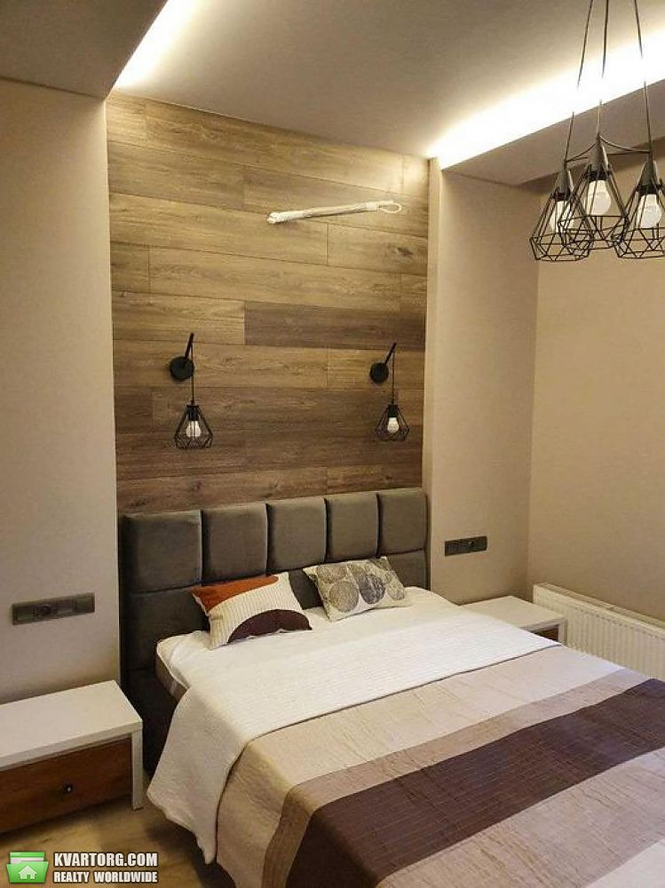 Rent out 2-room apartment. Киев,  Шолуденко — photo 2