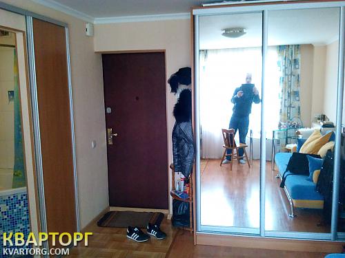 Sell 1-room apartment. Киев,  Тычины пр — photo 4