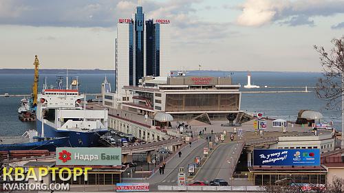Rent out 1-room apartment. Одесса, Королёва — photo 1