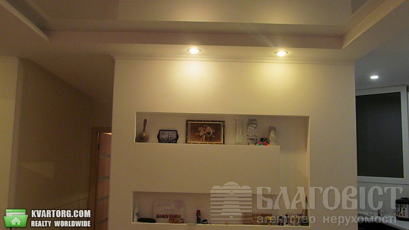 Sell 2-room apartment. Киев,  Ломоносова — photo 2