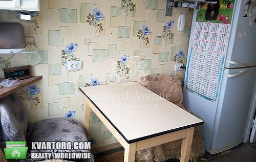 Sell 3-room apartment. Киев,  Приречная — photo 1