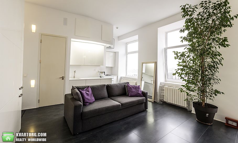 Sell 2-room apartment. Киев,  Андреевская — photo 2