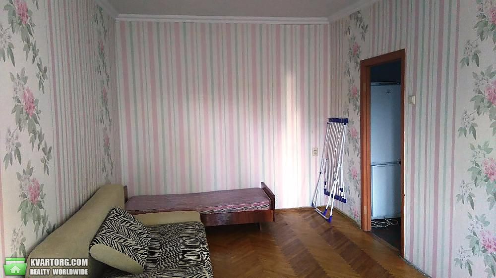 Sell 1-room apartment. Киев,  Комарова — photo 2