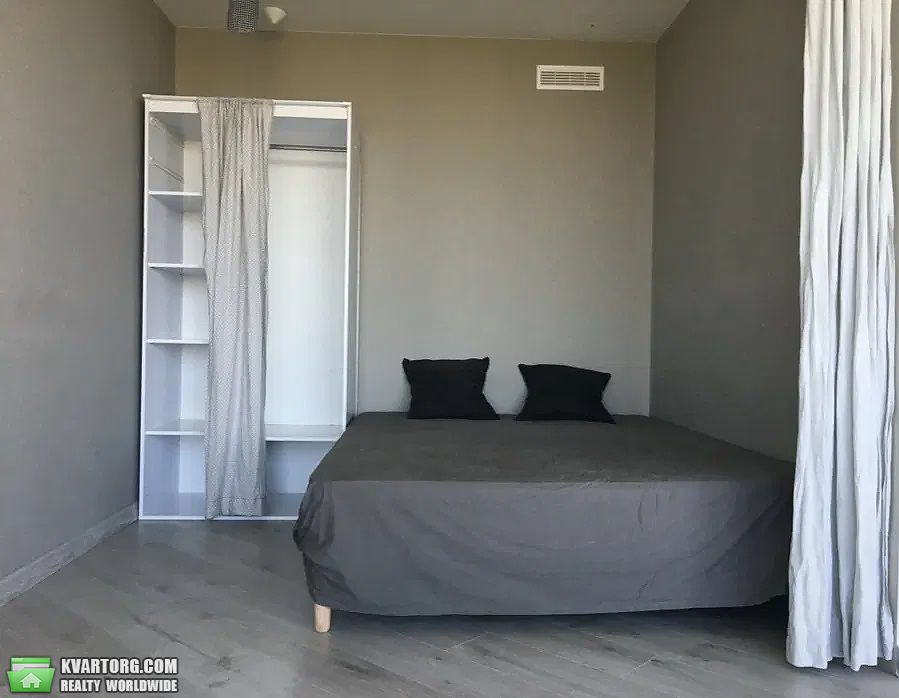 Sell 1-room apartment. Киев,  Клавдиевская — photo 2