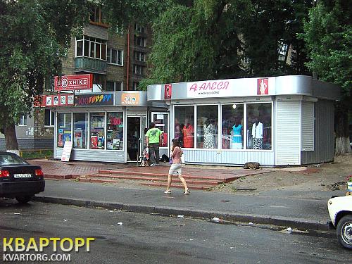 Rent out shop. Киев, на Салютной — photo 1