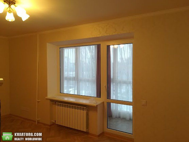 Sell 2-room apartment. Киев,  Строителей — photo 1