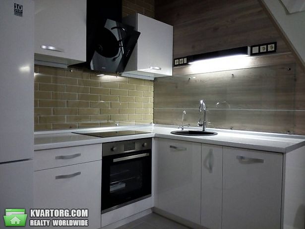 Rent out 2-room apartment. Киев, вацвала гавела — photo 3