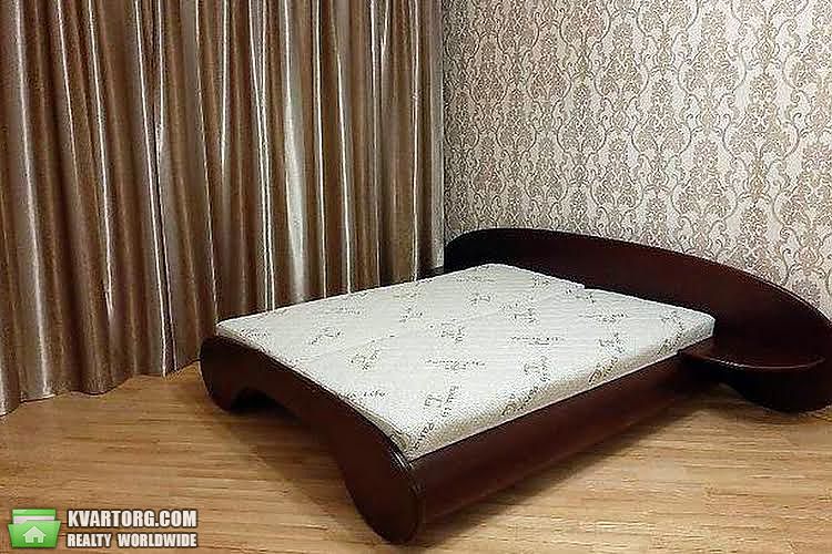 Rent out 2-room apartment. Киев,  Бальзака — photo 4