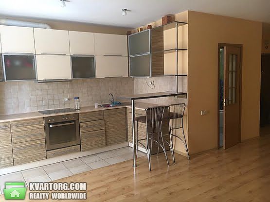 Rent out 2-room apartment. Киев,  Бажана — photo 1