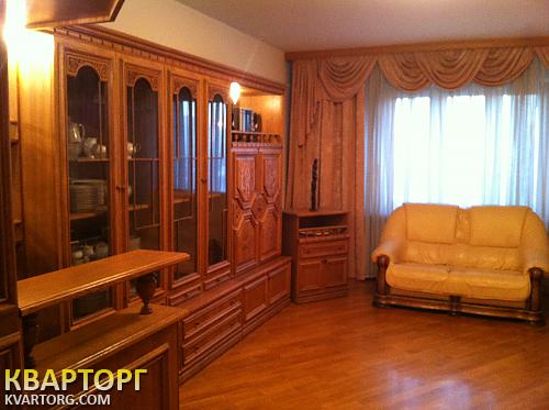 Rent out 2-room apartment. Киев,  Гмыри — photo 1