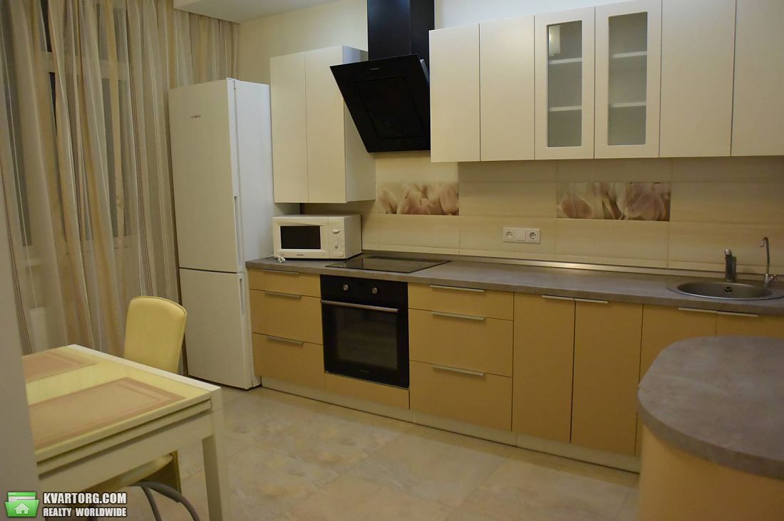 Rent out 1-room apartment. Киев,  Ломоносова — photo 3