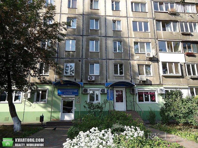 Sell 2-room apartment. Киев,  Миропольская — photo 1