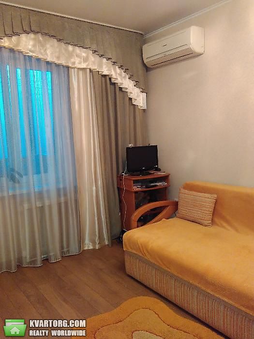 Sell 2-room apartment. Киев,  Правды пр — photo 3