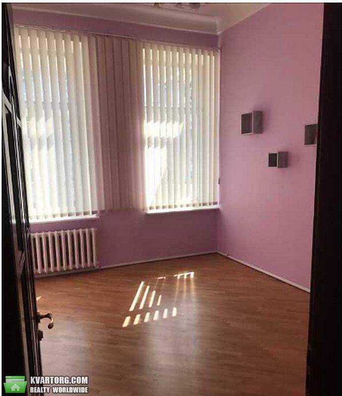 Rent out 3-room apartment. Киев,  Лютеранская — photo 5