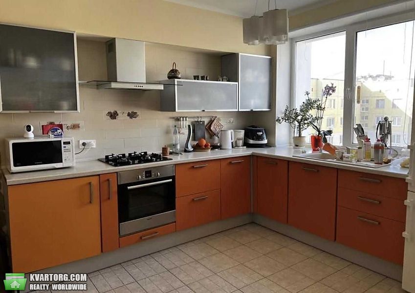 Продам. 2-к.кв. 10/10, ж/м Перемога-4, вул.Мандриківська