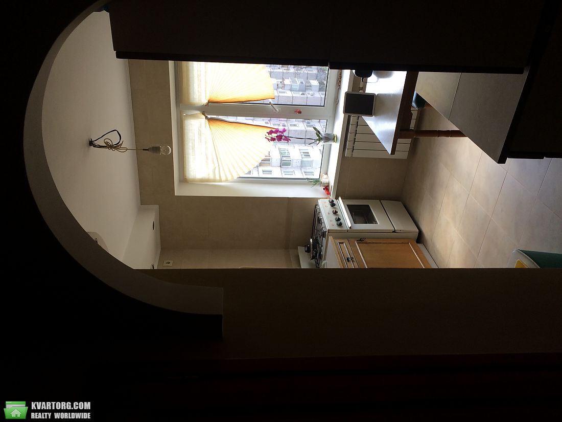 Sell 2-room apartment. Киев,  Лайоша Гавро — photo 2