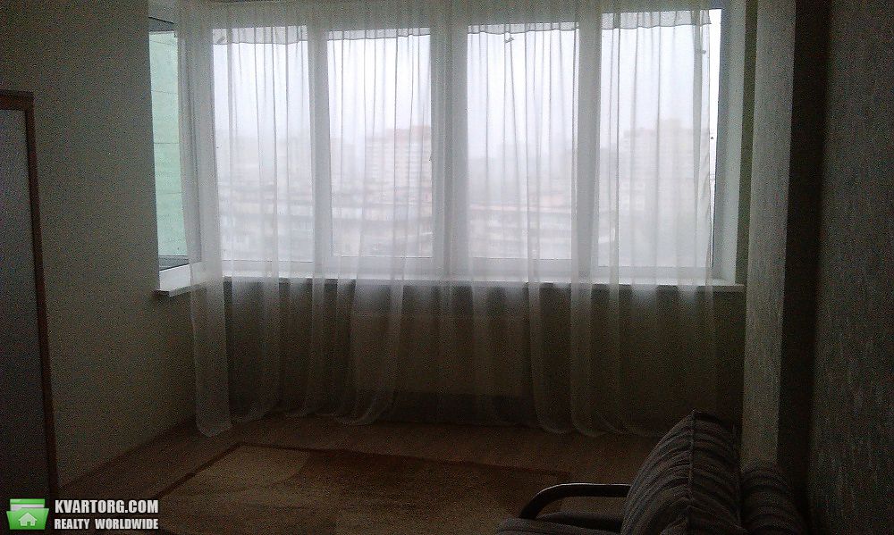 Sell 1-room apartment. Киев,  Вышгородская — photo 2