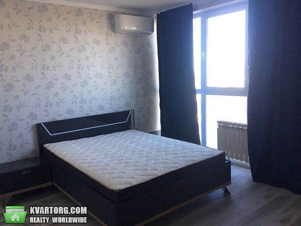 Rent out 2-room apartment. Киев,  Госпитальный пер — photo 5