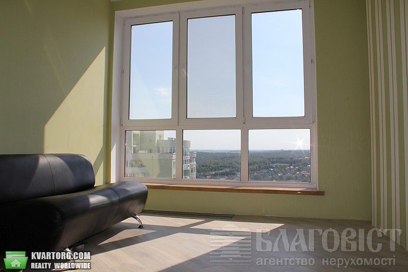 Sell 1-room apartment. Киев,  Моторный пер — photo 1