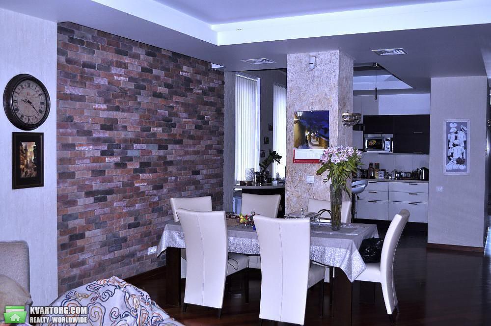 Rent out 3-room apartment. Киев,  Хоривая — photo 5