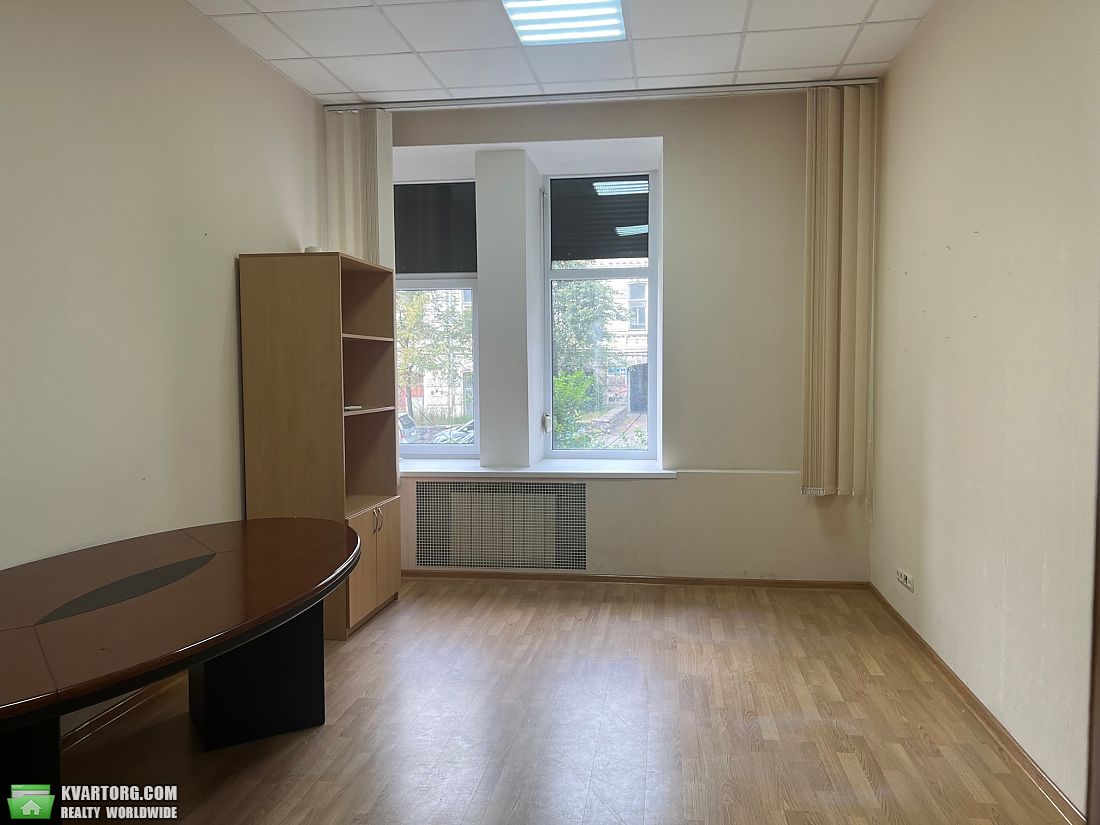 Rent out office. Киев,  Коцюбинского Михаила ул — photo 1
