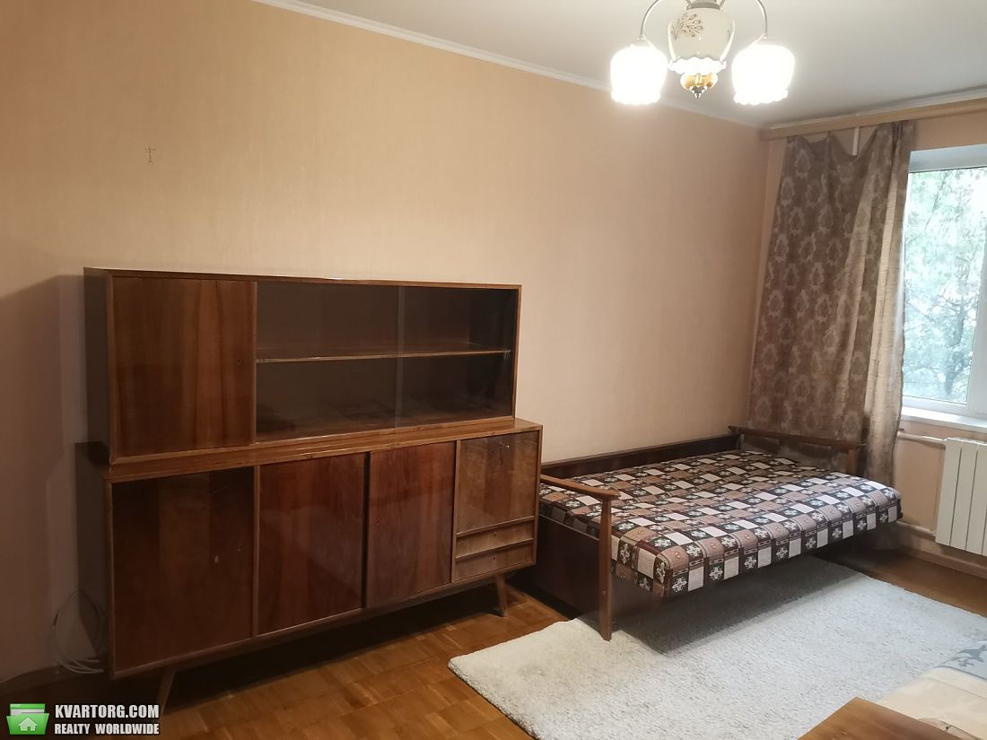 Rent out 1-room apartment. Киев, Голосіївський проспект — photo 8