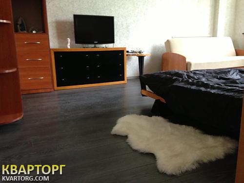 Rent out 1-room apartment. Киев,  Тарасовская — photo 3