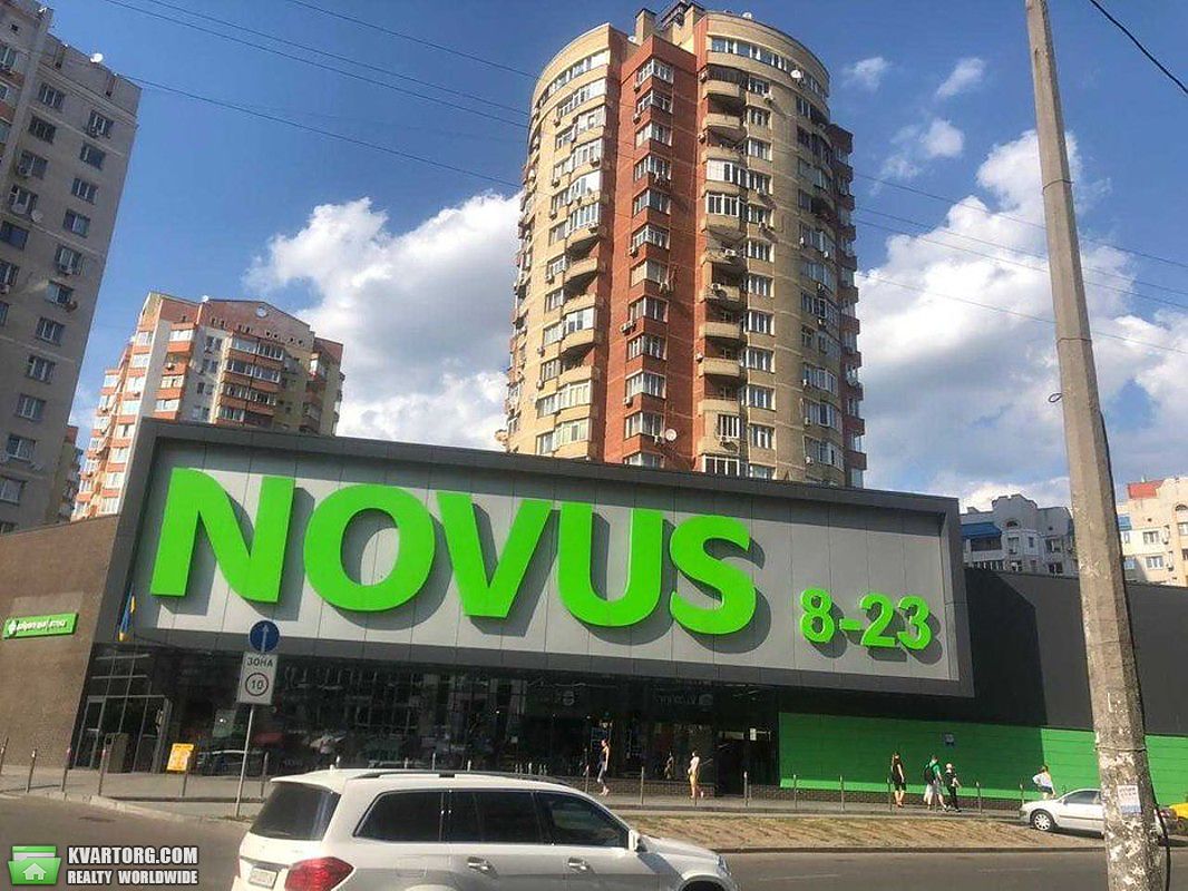 Sell 4-room apartment. Киев,  Урловская — photo 1