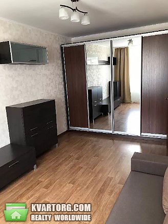 Rent out 1-room apartment. Киев,  Гмыри — photo 3