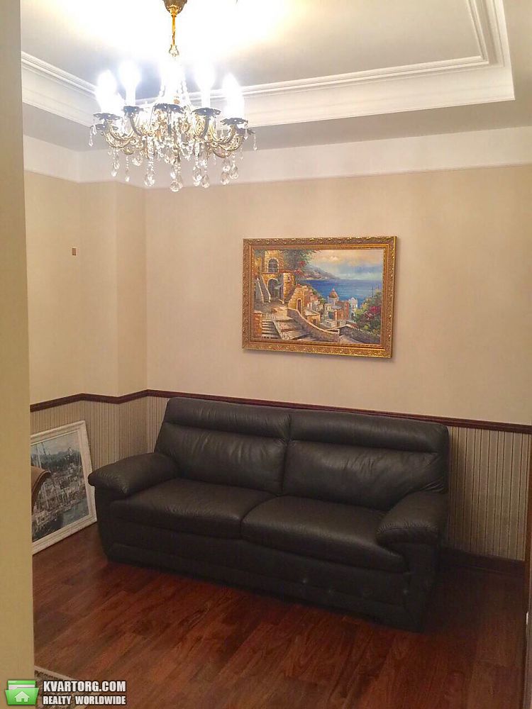 Rent out 3-room apartment. Киев, Звенирецкая — photo 4