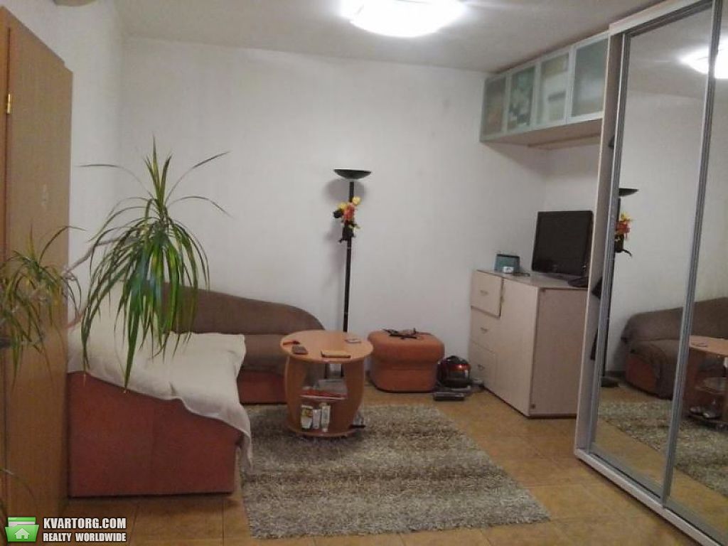 Sell 1-room apartment. Киев,  Днепровская наб — photo 2