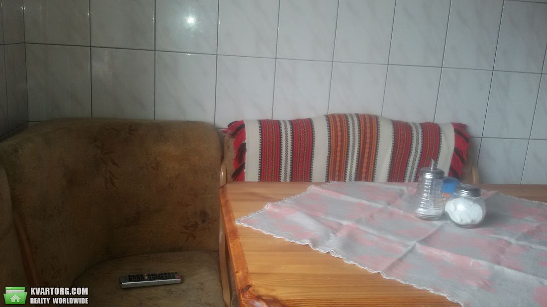 Rent out 3-room apartment. Киев, Йорданская — photo 9