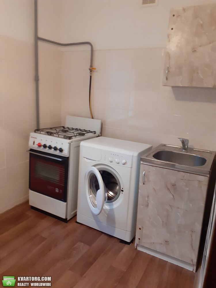 Rent out 2-room apartment. Киев, Курнатовского — photo 2