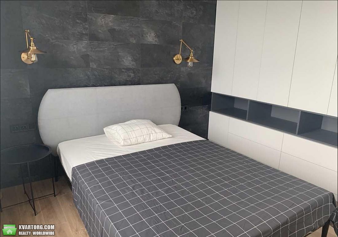 Rent out 3-room apartment. Киев, Никольско-Слободская — photo 9