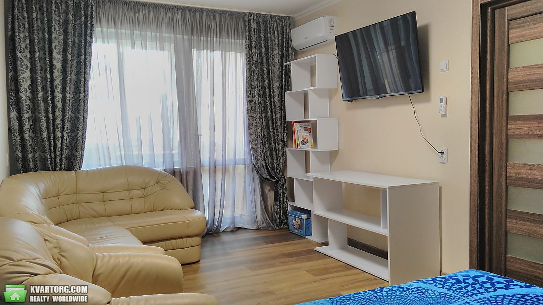 Rent out 2-room apartment. Киев,  Оболонский пр — photo 8
