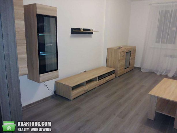 Rent out 2-room apartment. Киев,  Кондратюка — photo 2